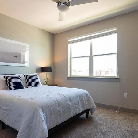 Landing Modern Apartment With Amazing Amenities أوستن المظهر الخارجي الصورة