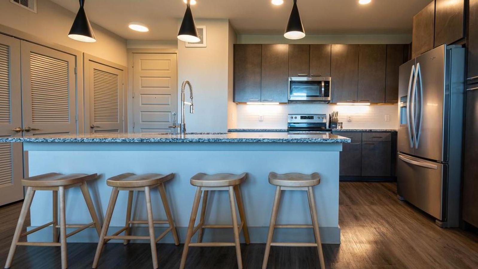 Landing Modern Apartment With Amazing Amenities أوستن المظهر الخارجي الصورة