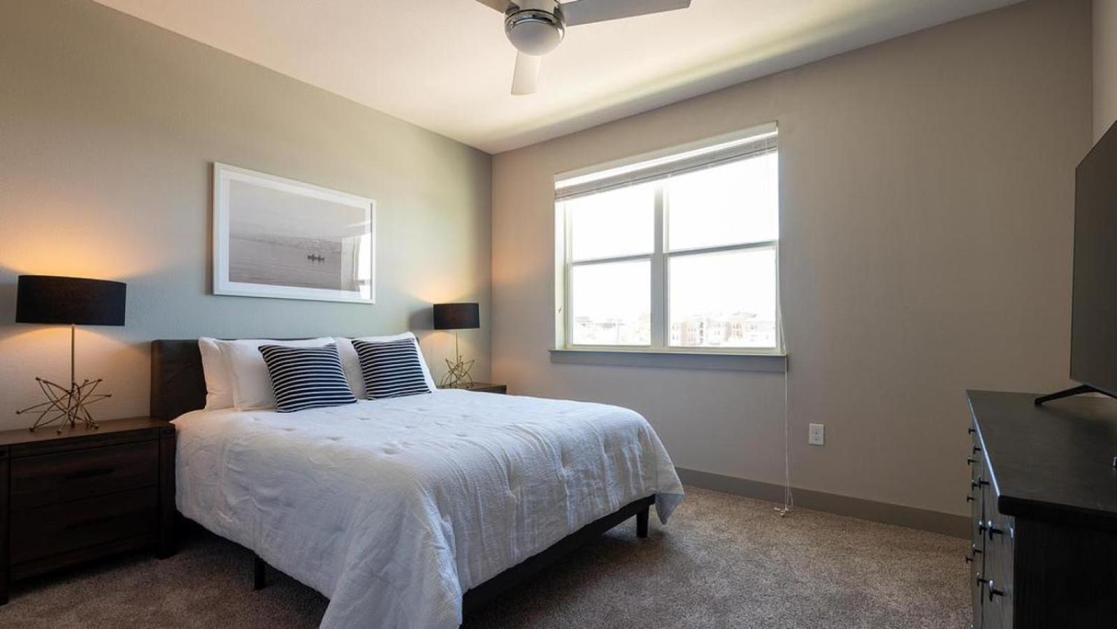 Landing Modern Apartment With Amazing Amenities أوستن المظهر الخارجي الصورة